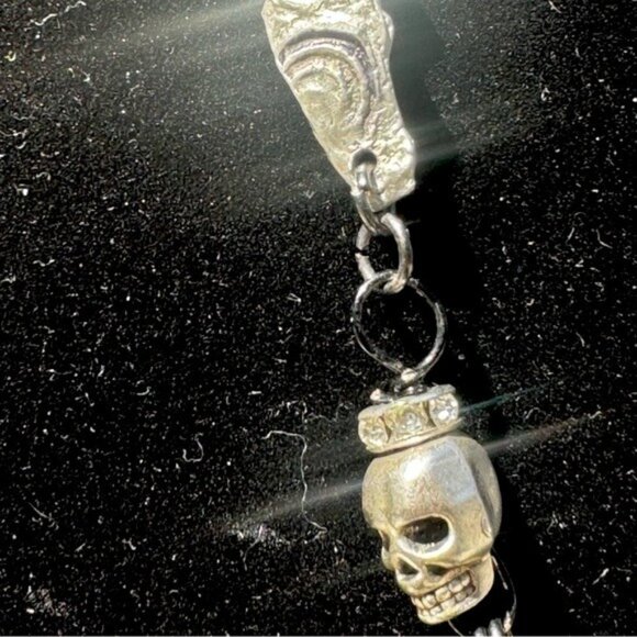 Mixed Media Crystal Skull Pendant VNTG Art-Deco Black Onyx & Silver Metalwork - Picture 4 of 14